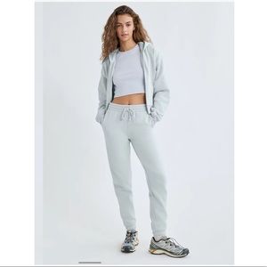 Tna Cozy Fleece Perfect Sweatpant in Mirror Blue XS